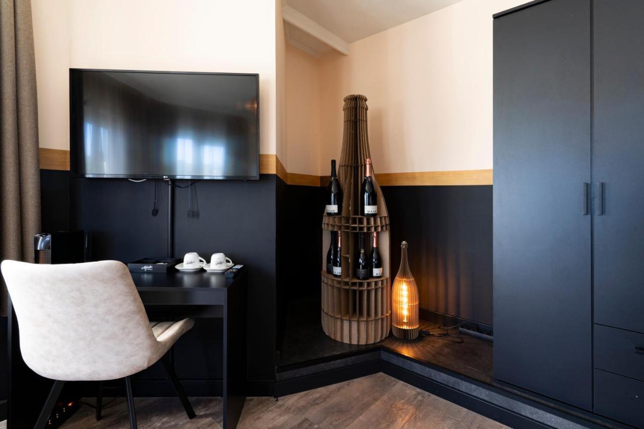 Tummers Hotel
